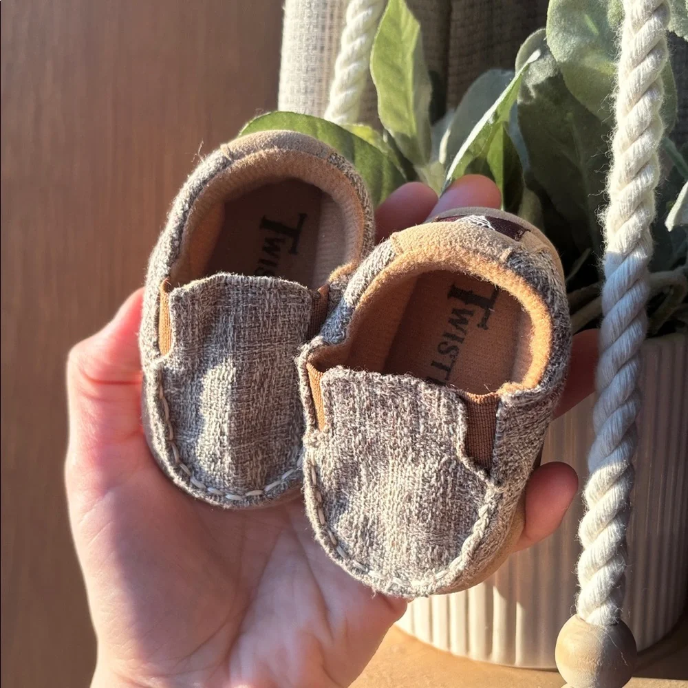 Twisted X Infant Slip-ons, Loafers, Moc Moccasin Shoes for Baby, Size 1 or 2
